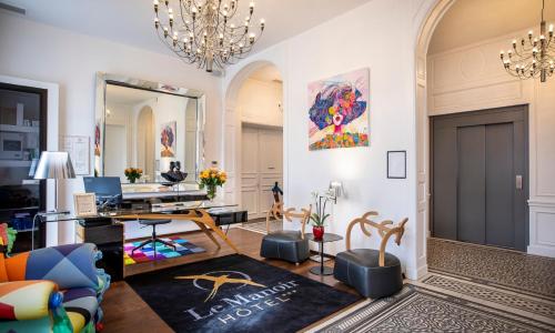 Le Manoir Hôtel - photo 1
