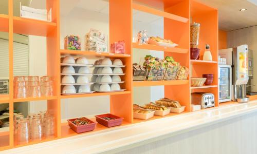 Première Classe La Rochelle Centre - photo 3