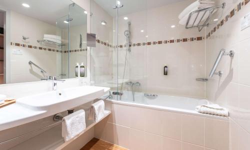 Best Western Premier Le Masq Hôtel - photo 2