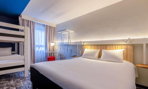 ibis La Rochelle Centre Historique - photo 2