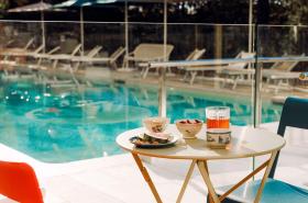 greet Hotel La Rochelle Centre - photo 4