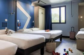 ibis Budget La Rochelle Centre - photo 15